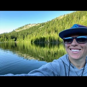 Meet your Posher, Lindsey